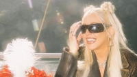 Nữ ca sĩ người Mỹ Christina Aguilera đón tuổi mới trên Vịnh Hạ Long