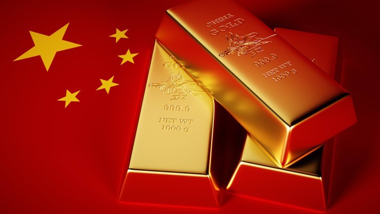 Giá vàng hôm nay 21/12: Giá vàng bật tăng mạnh, BoJ 'quay xe' bất ngờ, Trung Quốc âm thầm đổi USD lấy vàng?