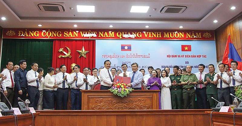 1.	Đoàn công tác liên ngành hai tỉnh Quảng Bình - Khammouane kiểm tra song phương mốc quốc giới số 527, năm 2022.