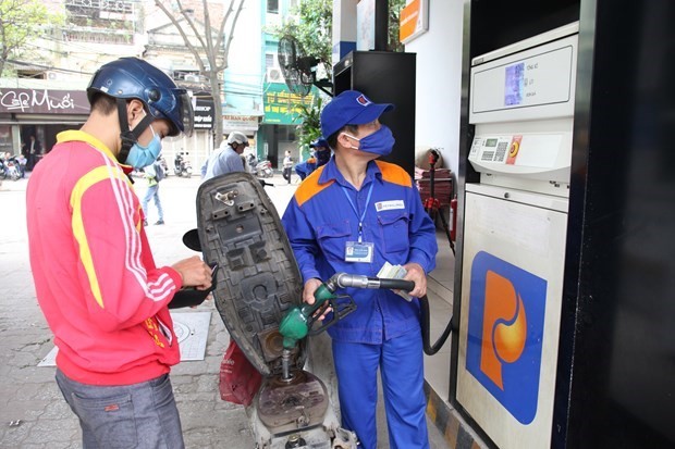 Petrol prices continue falling