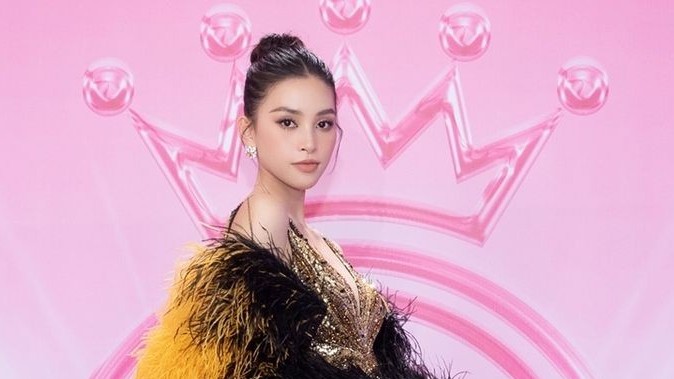 Hoa hậu Tiểu Vy, Đỗ Thị Hà và dàn người đẹp 'đổ bộ' thảm đỏ chung kết Hoa hậu Việt Nam 2022