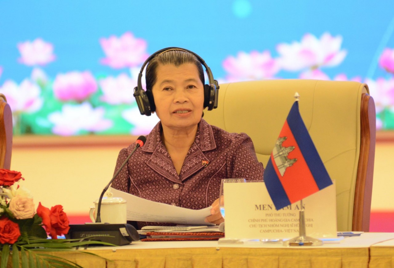 Bà Men Sam An, Phó Thủ tướng, Bộ trưởng Bộ Quan hệ Quốc hội, Chủ tịch Nhóm Nghị sĩ hữu nghị Campuchia - Việt Nam của Quốc hội Vương quốc Campuchia phát biểu. (Nguồn: TTXVN)