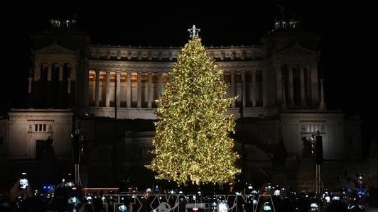 Giáng sinh tại Italy: Thông điệp xanh về tiết kiệm năng lượng