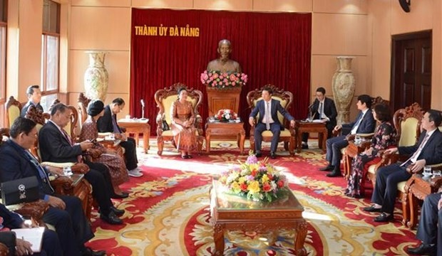 Da Nang's Standing Vice Secretary receives Cambodian Senator Mean Som An