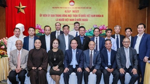 Đẩy mạnh công tác vận động người Việt Nam ở nước ngoài hướng về quê hương