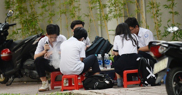 Thuốc lá điện tử: Mối nguy hại mới đối với sức khỏe thanh thiếu niên Thuốc lá điện tử: Mối nguy hại mới đối với sức khỏe thanh thiếu niên