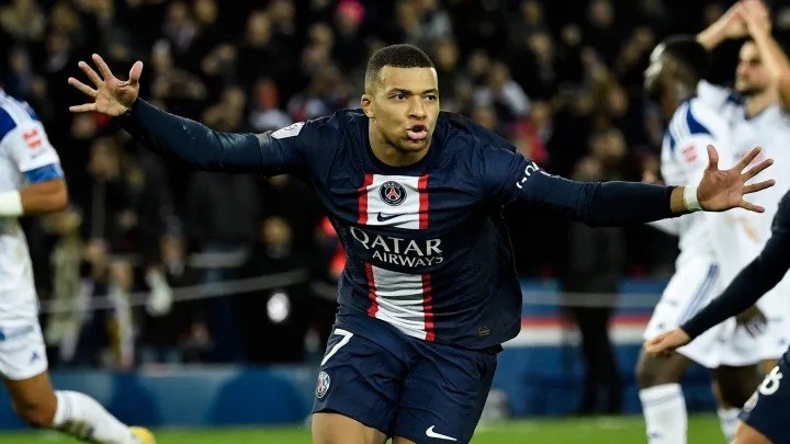 Neymar nhận thẻ đỏ, Mbappe tỏa sáng, PSG củng cố ngôi đầu bảng Ligue 1