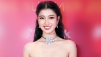 Hoa hậu Nguyễn Thúc Thùy Tiên, Kỳ Duyên, Đỗ Hà và dàn người đẹp hội tụ tại show Đỗ Long