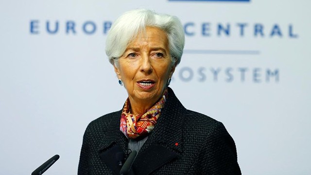 Chủ tịch Ngân hàng trung ương châu Âu: Phải ngăn đà tăng tiền lương để kiềm chế lạm phát