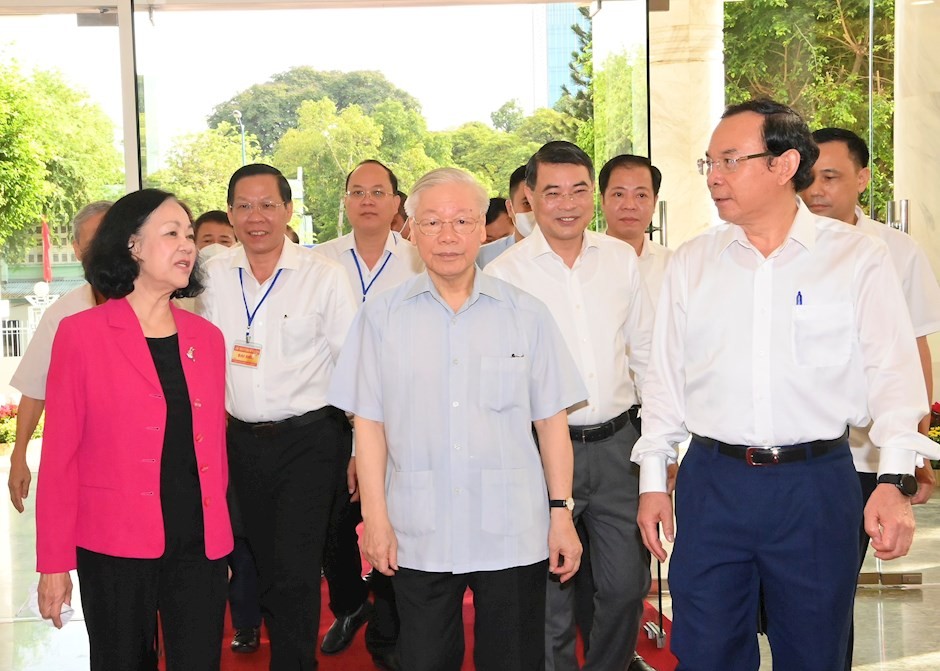 Tổng Bí thư Nguyễn Phú Trọng dẫn đầu đoàn công tác của Trung ương Đảng thăm và làm việc với Thành ủy TPHCM. Ảnh: Báo Sài Gòn Giải Phóng
