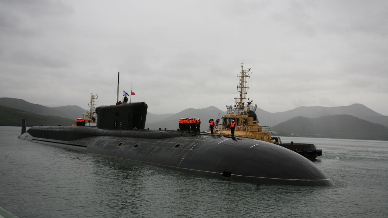 Nga hạ thủy tàu ngầm tuần dương chạy bằng năng lượng hạt nhân “Hoàng đế Alexander III”