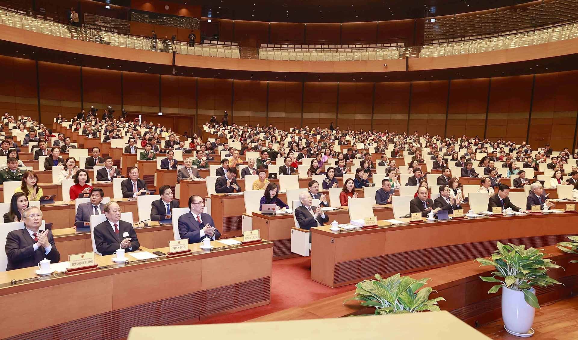 Tổng Bí thư Nguyễn Phú Trọng và các đồng chí lãnh đạo, nguyên lãnh đạo Đảng, Nhà nước và đại biểu dự khai mạc. (Nguồn: TTXVN)