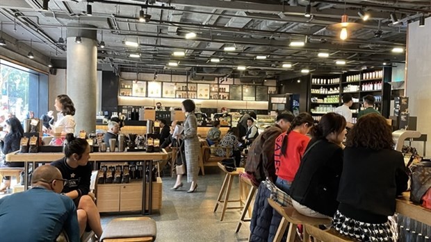 Starbucks commits to expanding in Vietnam with 100th-store plan