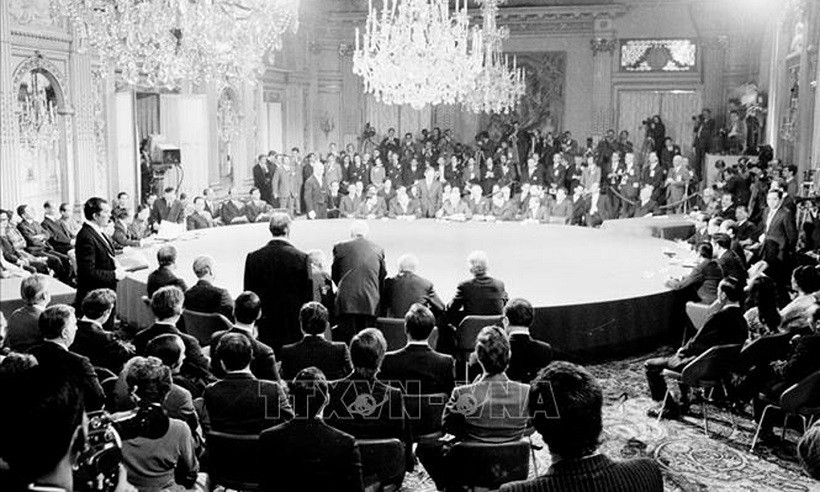Quang cảnh Lễ ký Hiệp định Paris, ngày 27/1/1973 tại Trung tâm các Hội nghị quốc tế ở thủ đô Paris, Pháp. (Nguồn: TTXVN)