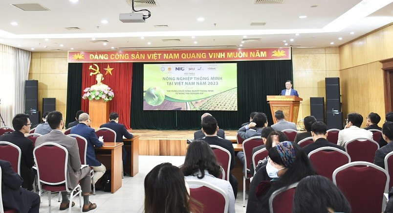 Tri thức người Việt hiến kế làm nông nghiệp thông minh