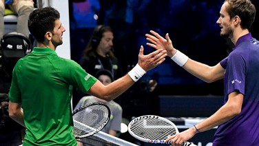 Australian Open 2023: Daniil Medvedev là đối thủ lớn nhất của Novak Djokovic?