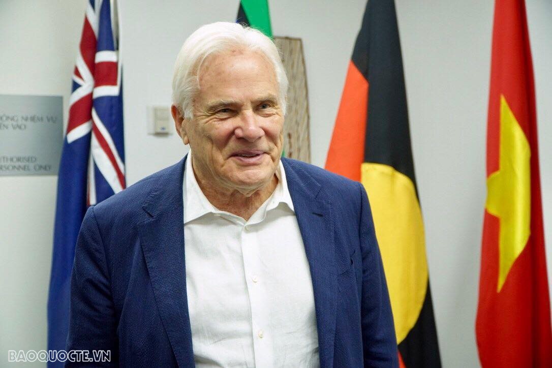 Cựu Đại sứ Australia tại Việt Nam John McCarthy. (Ảnh: Việt Nguyễn)