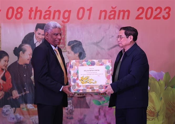 Thủ tướng Phạm Minh Chính dự Chương trình ‘Tết Sum vầy - Xuân gắn kết’ năm 2023. (Nguồn: TTXVN)