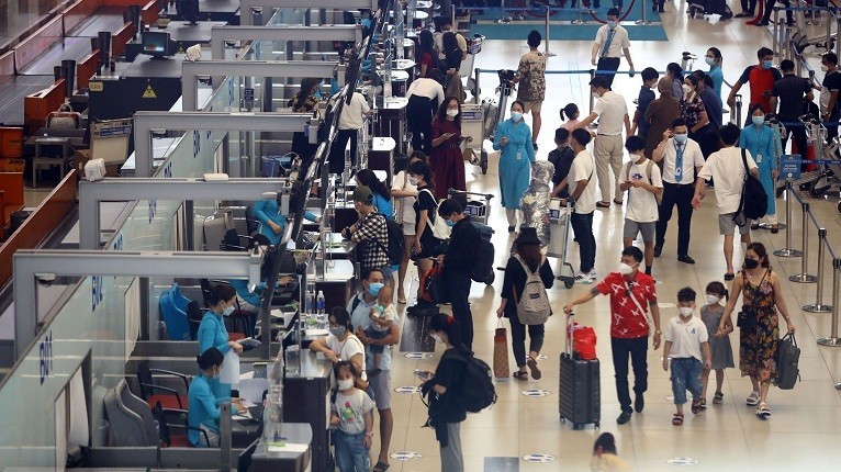 Sân bay Nội Bài sẵn sàng phục vụ lượng khách tăng cao trong dịp Tết Nguyên đán Quý Mão 2023