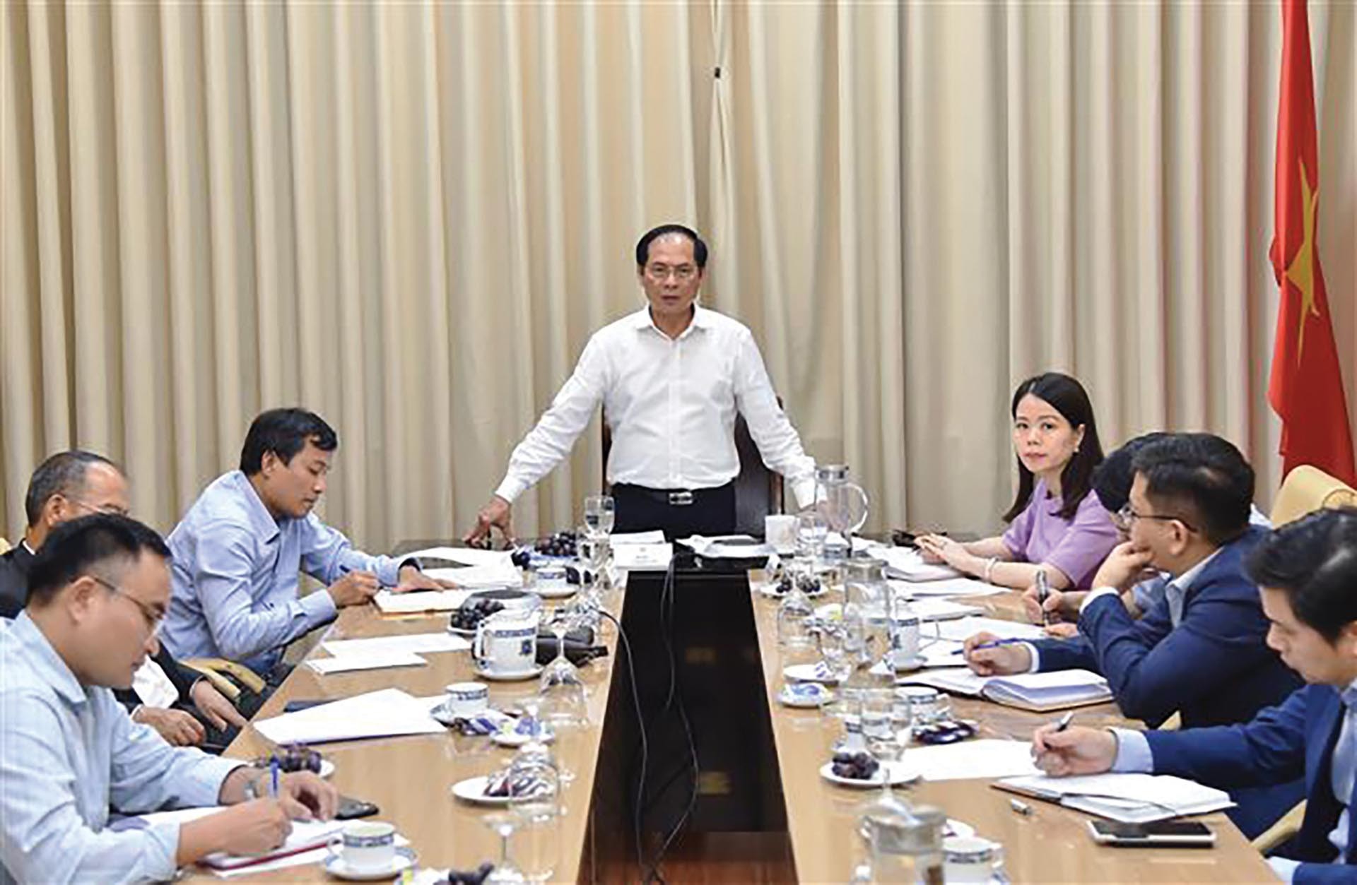 Hội nghị giao ban về đẩy mạnh triển khai công tác ngoại giao kinh tế phục vụ phát triển với các Cơ quan đại diện Việt Nam ở nước ngoài, ngày 28/11/2022. (Ảnh: Tuấn Anh)