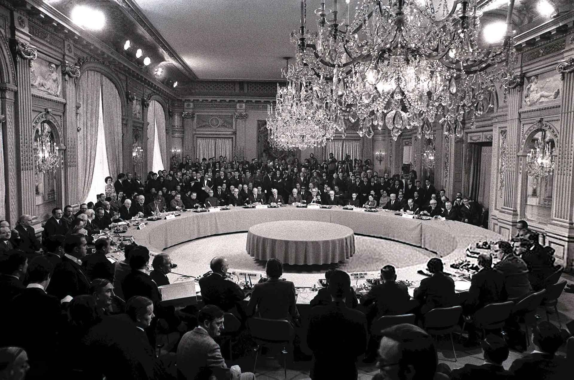 Hội nghị Định ước quốc tế về Hiệp định Paris về Việt Nam được tổ chức tại Trung tâm Hội nghị quốc tế trên Đại lộ Kléber (Paris), ngày 2/3/1973, với sự tham dự đại diện của 12 nước và Liên hợp quốc. (Nguồn: Getty Images)