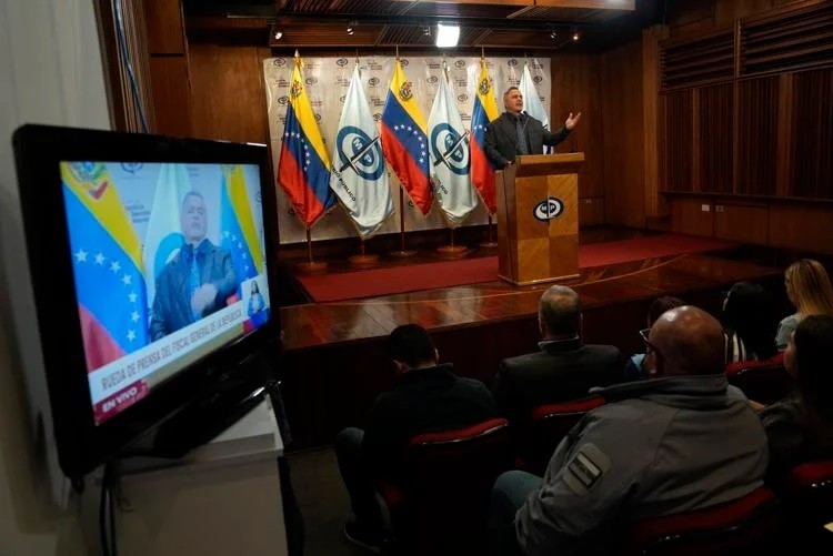 Venezuela đề nghị Interpol phát cảnh báo đỏ bắt giữ lãnh đạo phe đối lập. (Nguồn: AP)