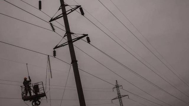 Vì sao Ukraine không thể khôi phục hệ thống điện?