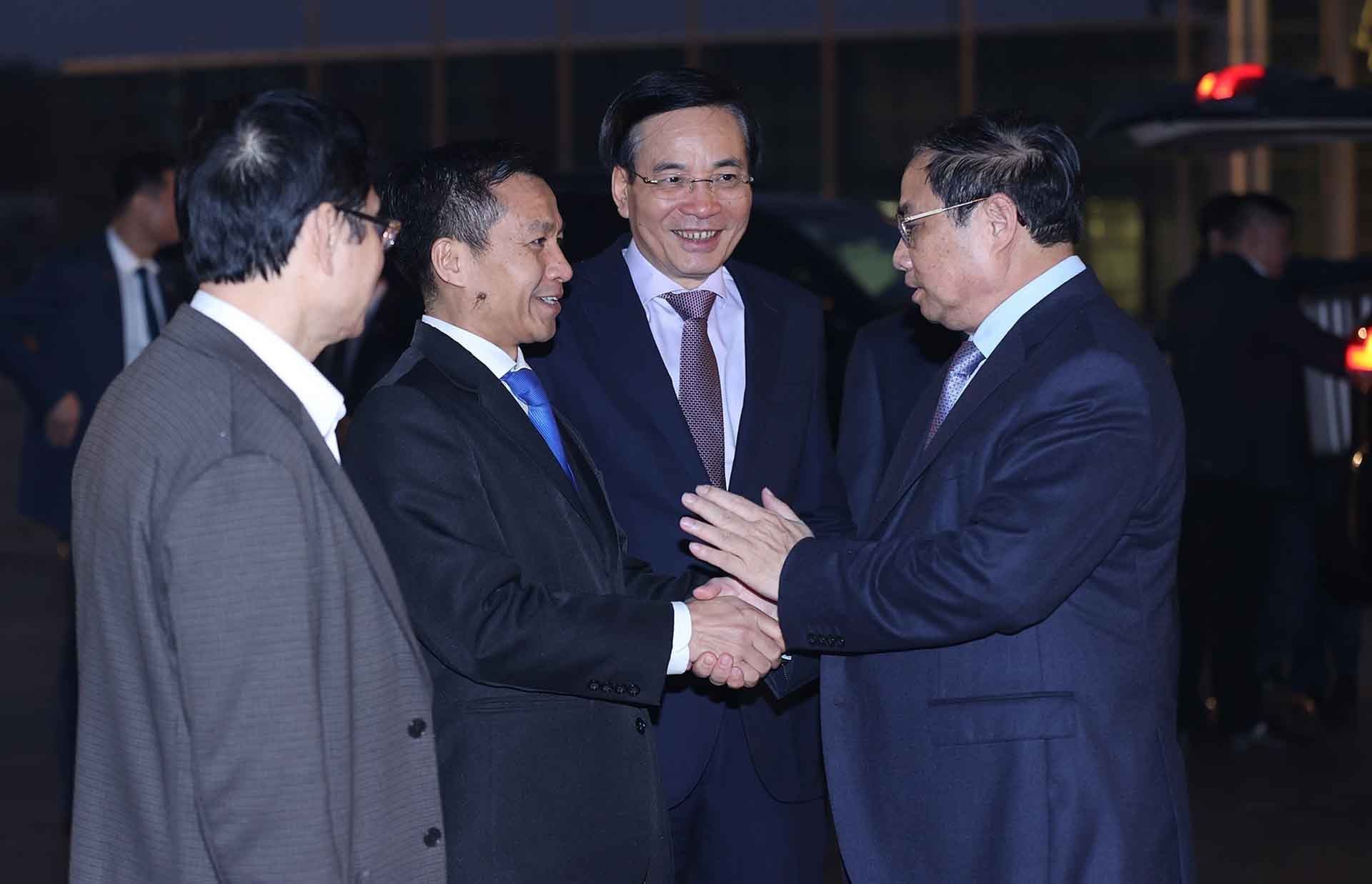 Thủ tướng Phạm Minh Chính rời Hà Nội, lên đường thăm chính thức CHDCND Lào. (Nguồn: TTXVN)