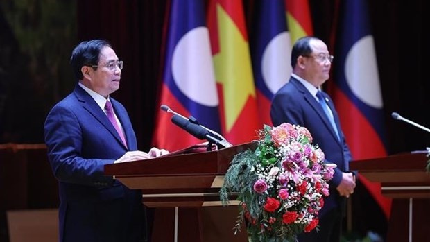 Vietnamese, Lao Prime Ministers chair ceremony concluding Solidarity and Friendship Year 2022