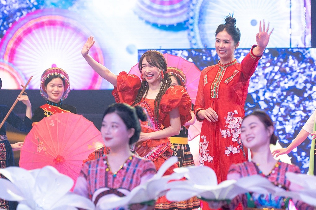 Hoa hậu Ngọc Hân và ca sĩ Hòa Minzy đều là khách mời cho chương trình '12 Con Giáp' dự kiến phát sóng dịp Tết Nguyên đán 2023