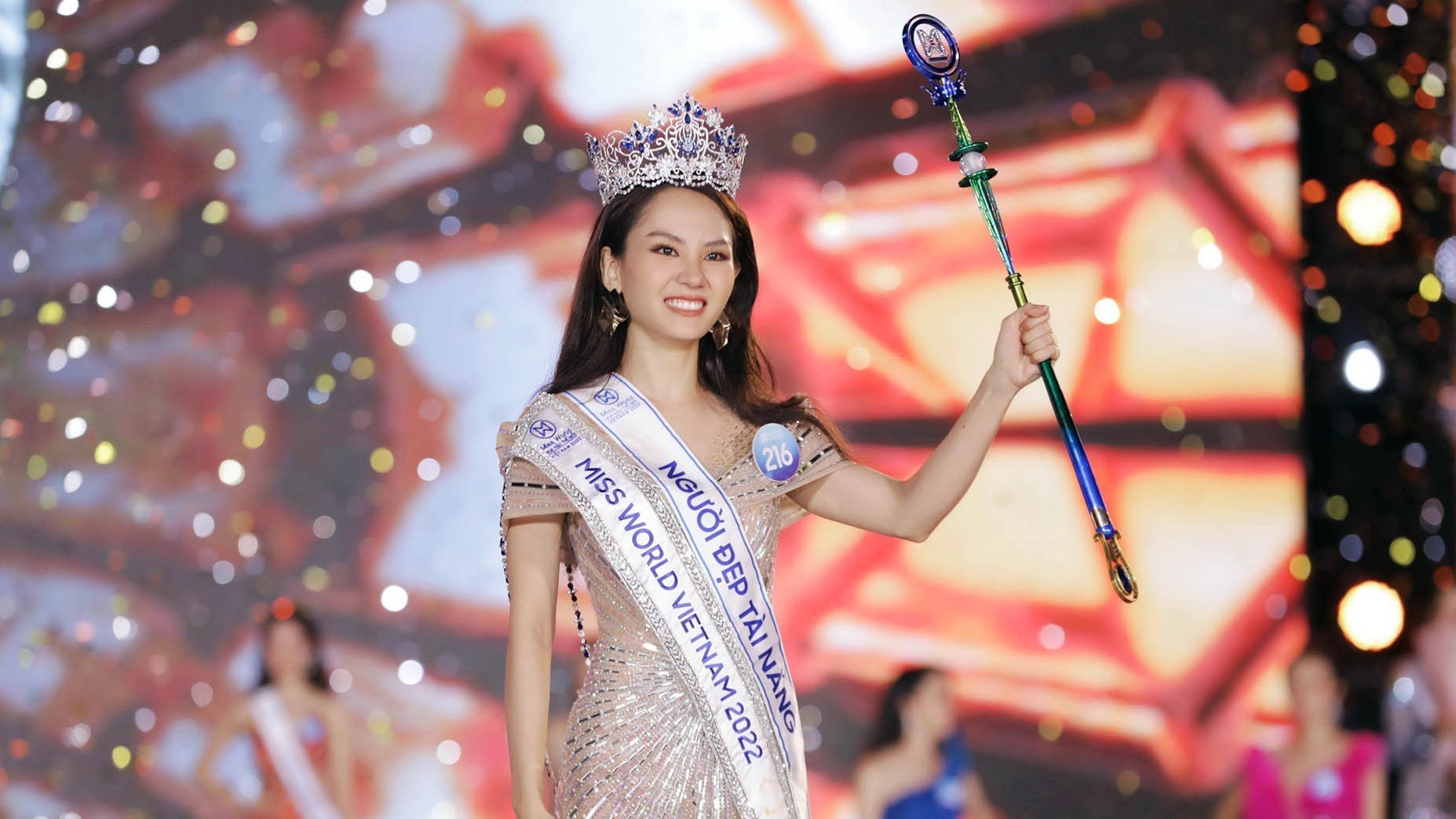 Hoa hậu Mai Phương: Thành công không “thả trôi” mà đến được!