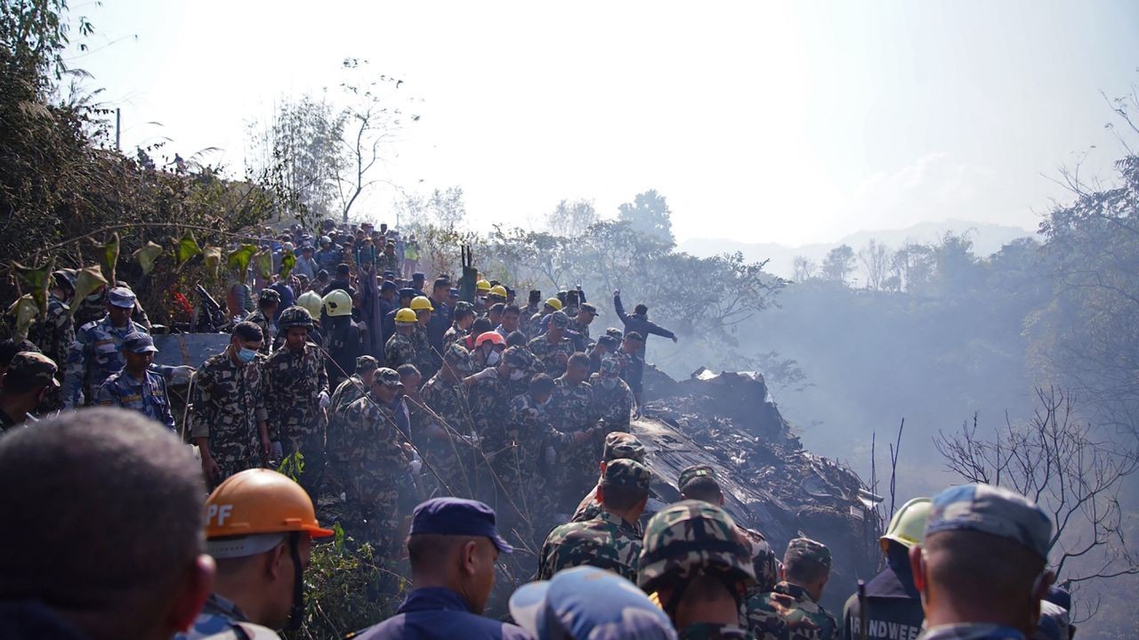 Điện chia buồn về vụ tai nạn máy bay tại Nepal