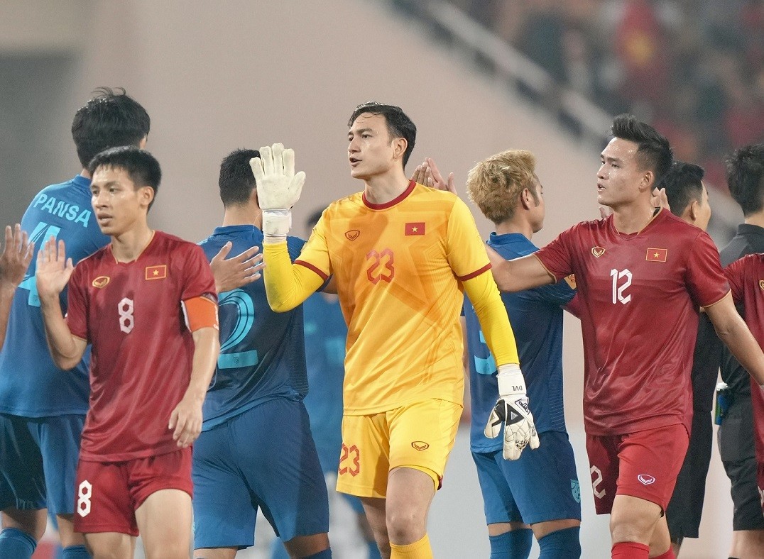 Chung kết AFF Cup 2022 Thái Lan vs Việt Nam: Câu chuyện về màu áo của thủ môn Đặng Văn Lâm