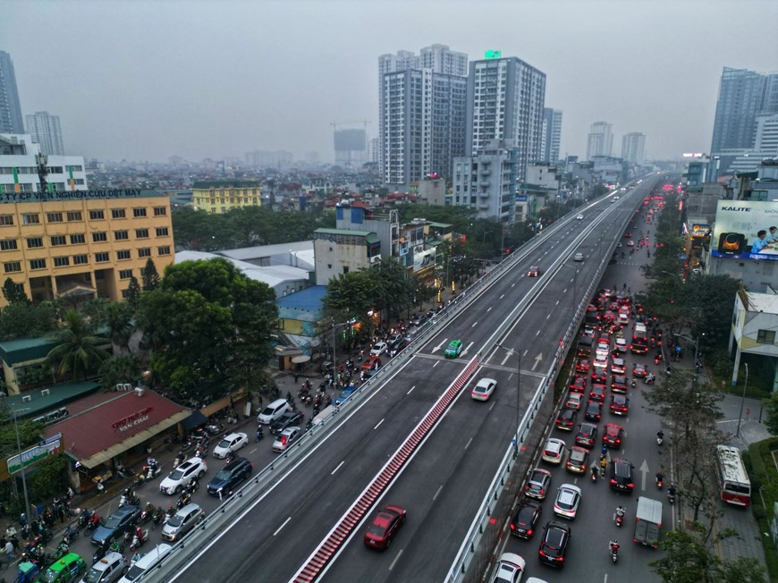 Dự báo thời tiết Hà Nội đêm nay và ngày mai trời rét đậm, không mưa, sáng sớm sương mù nhẹ, nền nhiệt từ 10 đến 17 độ C. (Nguồn: TTXVN)