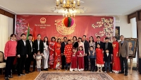 Đại sứ quán Việt Nam tại Iran tổ chức gặp mặt Xuân Quê hương