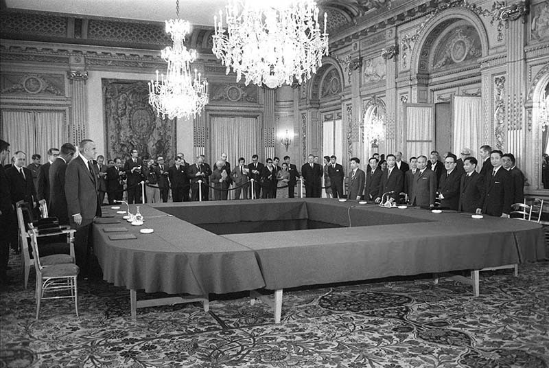Toàn cảnh khai mạc hội nghị hòa bình quốc tế về Việt Nam, hay đàm phán hòa bình Paris, ngày 13/05/1968 tại Paris.
