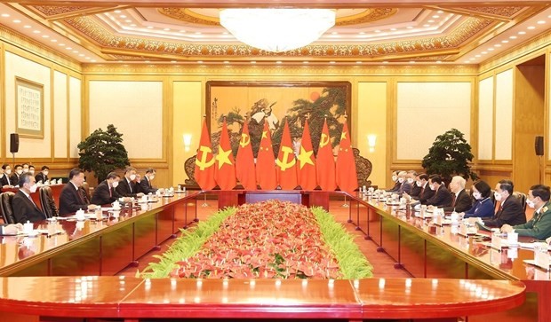 Leaders of Vietnam, China exchange greetings on diplomatic ties