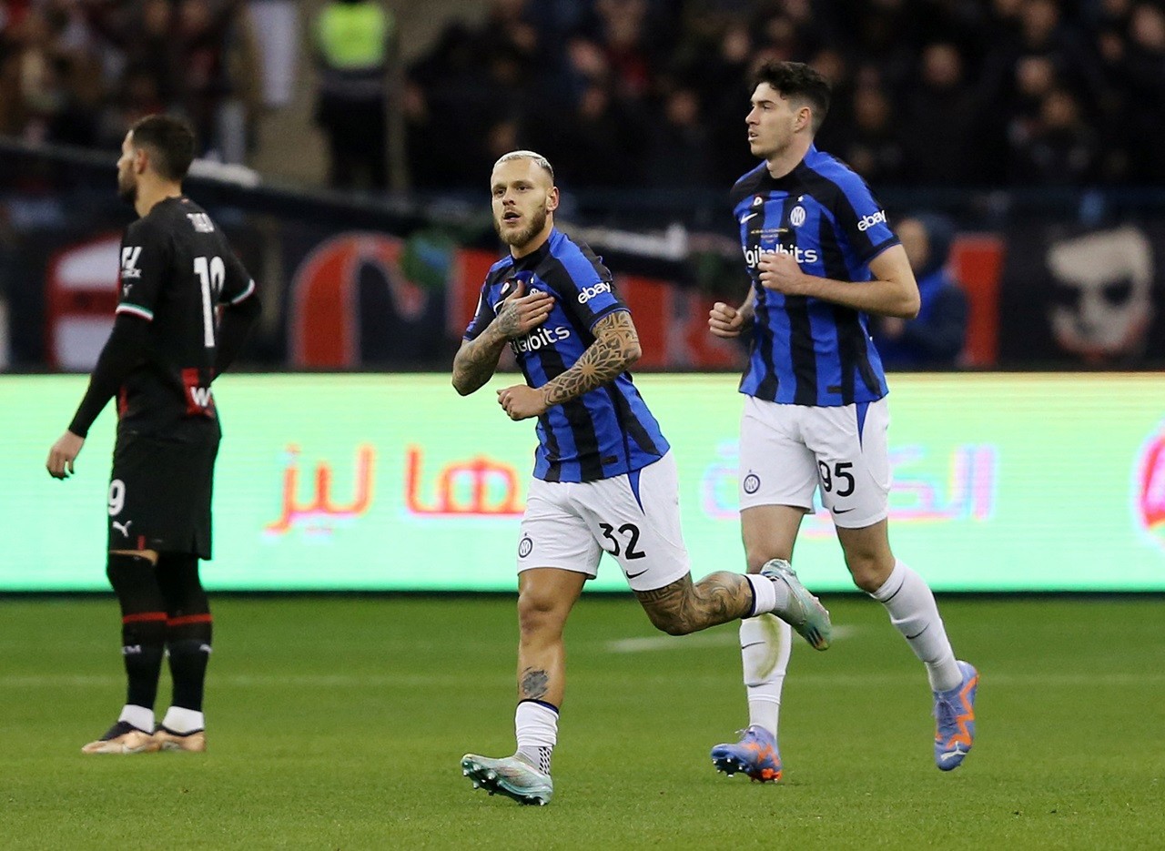 AC Milan lần thứ 7 đoạt Siêu cup Italy