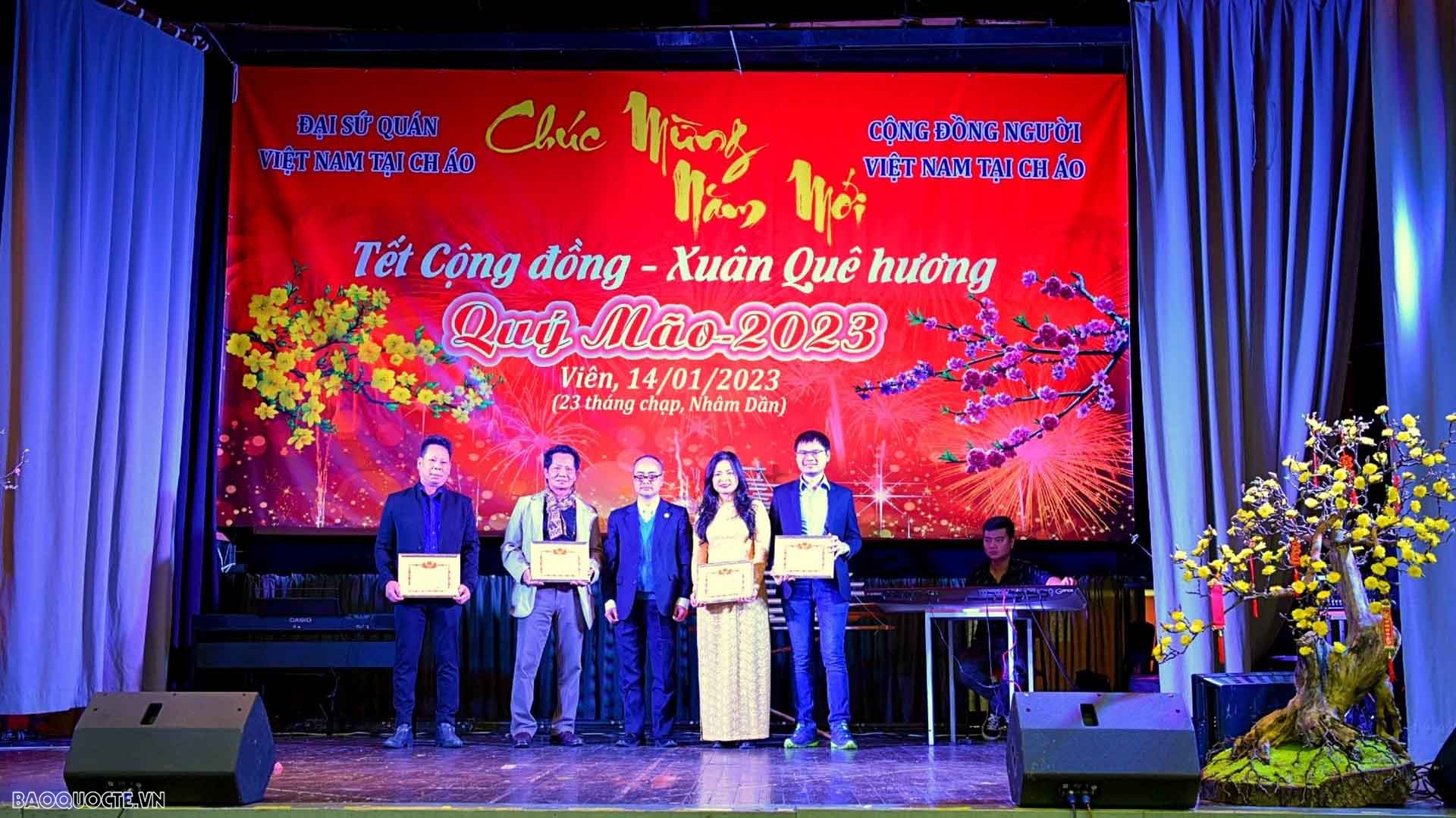 Đại sứ quán Việt Nam tại Áo tổ chức Tết cộng đồng Xuân quê hương 2023
