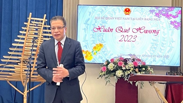 Đại sứ Việt Nam tại LB Nga Đặng Minh Khôi phát biểu tại chương trình Mừng xuân Quê hương 2023