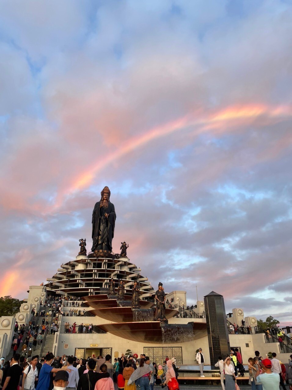 Rainbow appears on Ba Den Mountain. VNA Photo