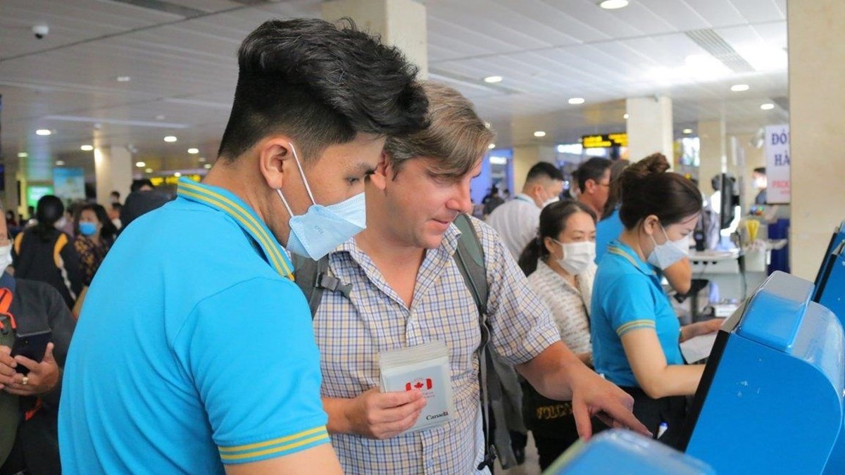 Vietnam Airlines Group serves 2.4 million passengers during peak season of Tet holiday