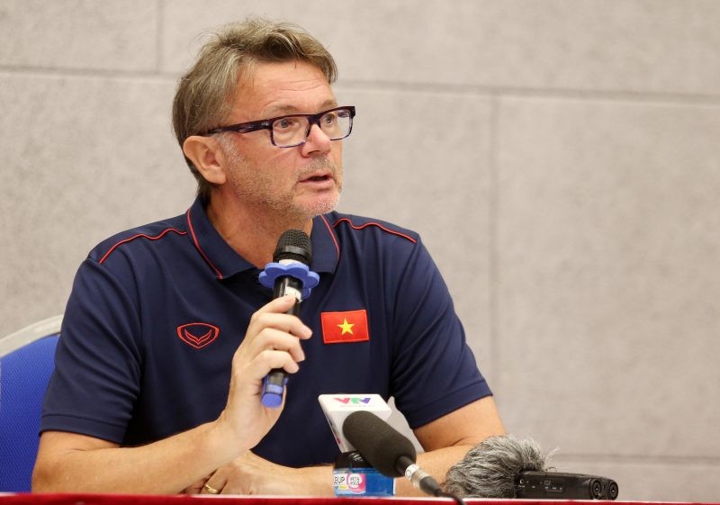 Đôi nét về HLV Philippe Troussier với bóng đá