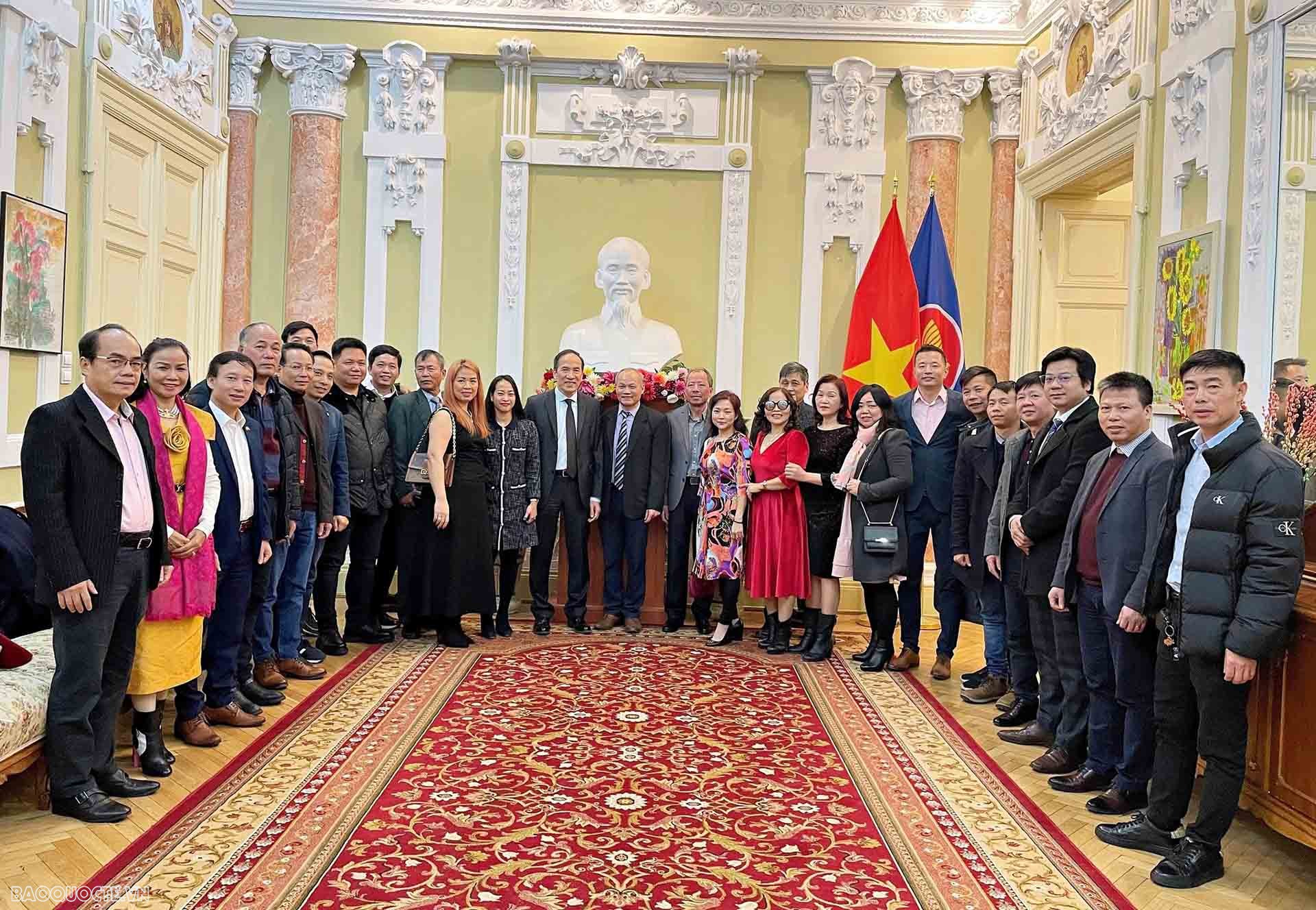 Cộng đồng người Việt tại Romania đón năm mới 2023 cùng đất nước với khí thế mới