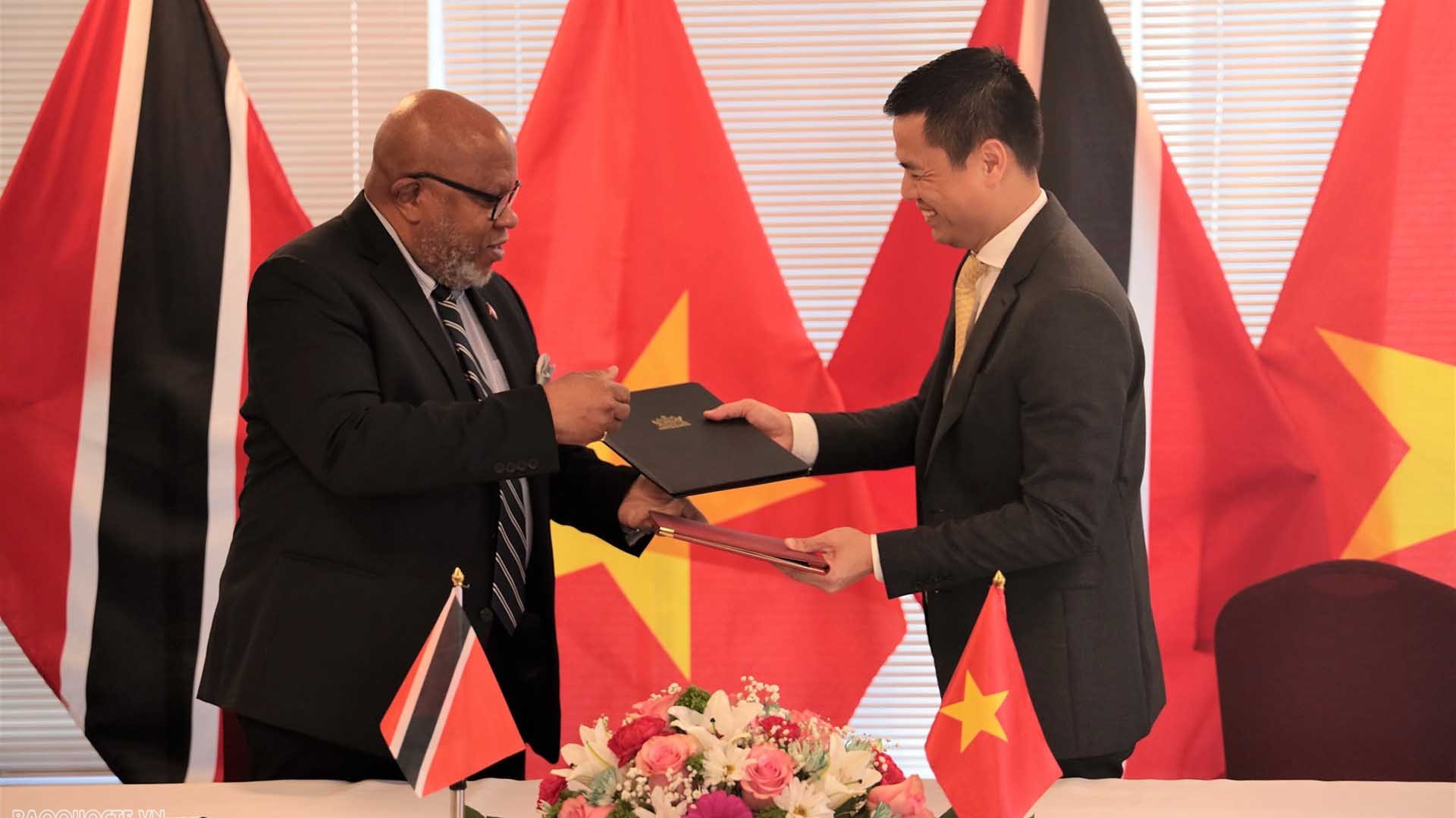 Phía sau câu chuyện Việt Nam thiết lập quan hệ ngoại giao với Trinidad & Tobago