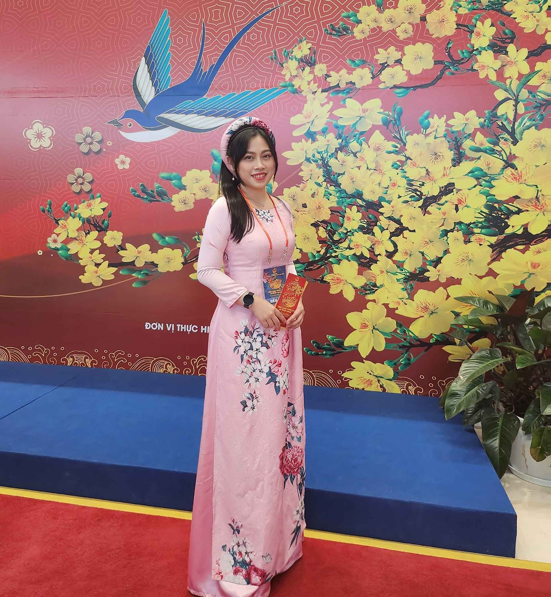 Chị Lê Nguyễn Minh Phương đón Tết ở quê hương. (Ảnh: NVCC)