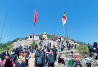Quảng Ninh: Du lịch tâm linh hút khách, thị trường 'nóng' ngay từ đầu năm
