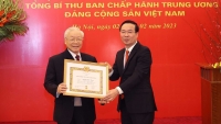 Lễ trao Huy hiệu 55 năm tuổi Đảng tặng Tổng Bí thư Nguyễn Phú Trọng