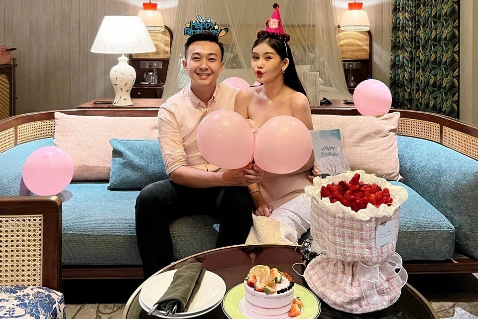 Cuộc sống lãng mạn của Hoa hậu Lê Âu Ngân Anh sau khi kết hôn Cuộc sống lãng mạn của Hoa hậu Lê Âu Ngân Anh sau khi kết hôn