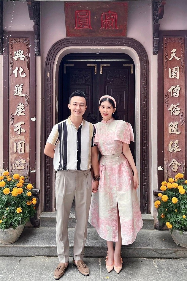 Cuộc sống lãng mạn của Hoa hậu Lê Âu Ngân Anh sau khi kết hôn Cuộc sống lãng mạn của Hoa hậu Lê Âu Ngân Anh sau khi kết hôn
